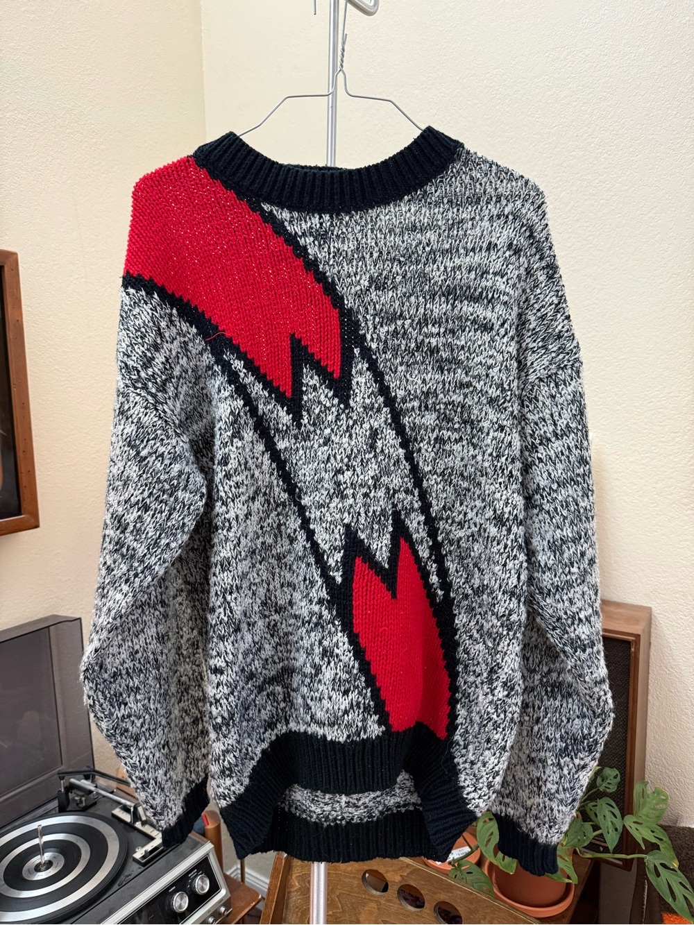Spettro Men's Crewneck Marled Black & Gray Sweater with Red Accent